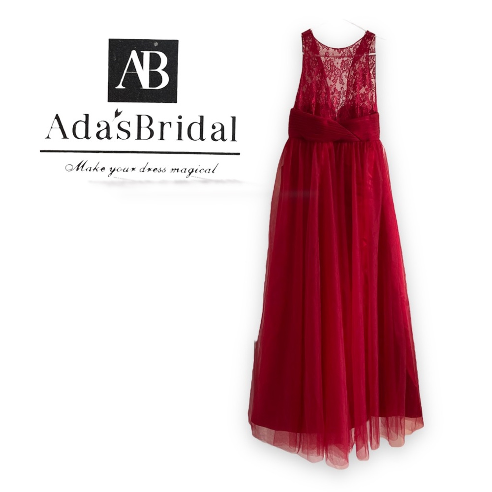 ⤵️🆕 Ada’s Bridal red dress Size small